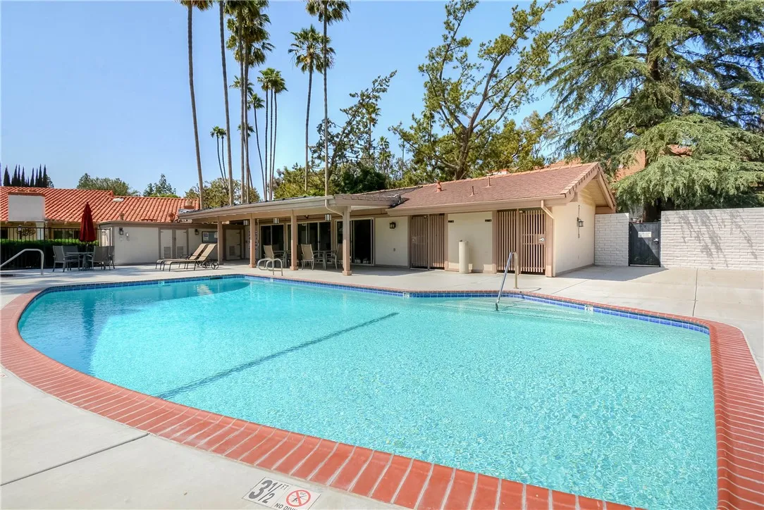 680 Via Zapata, Riverside, California 92507 home-pic-54