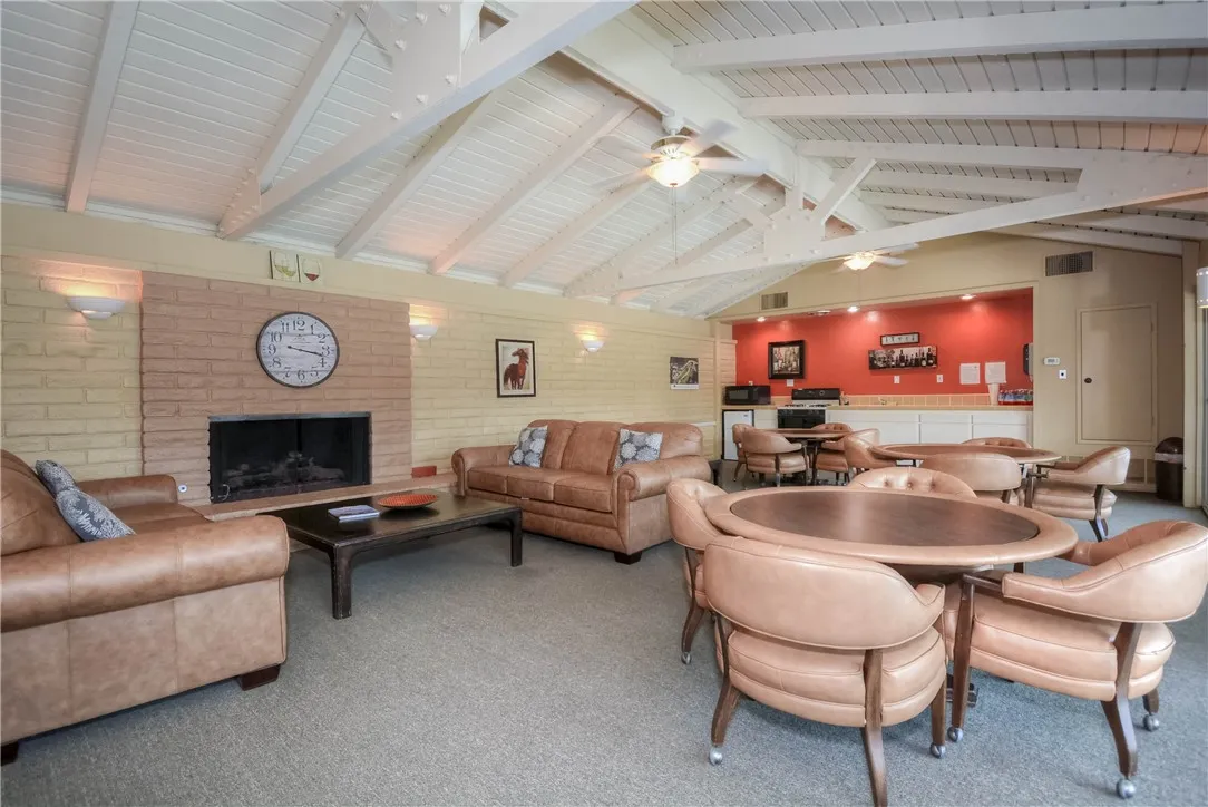 680 Via Zapata, Riverside, California 92507 home-pic-60