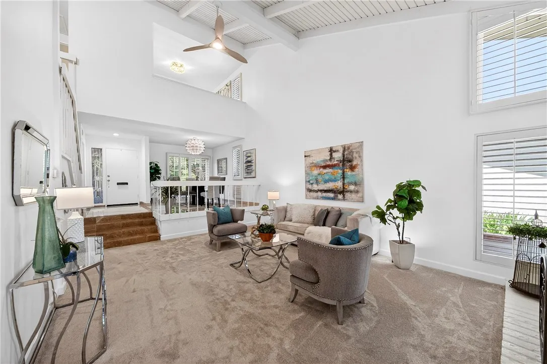 680 Via Zapata, Riverside, California 92507 home-pic-32