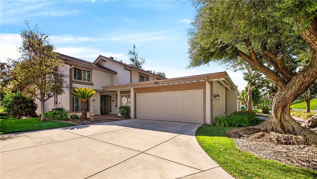680 Via Zapata, Riverside, California 92507 home-pic-6