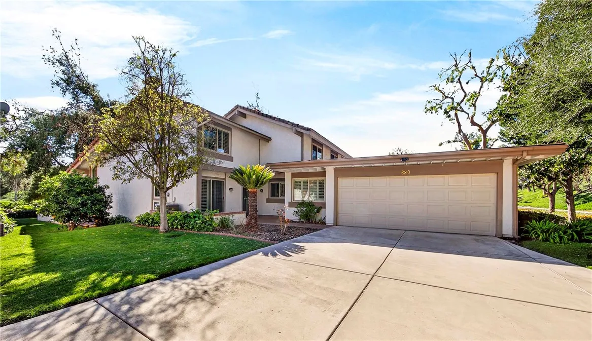 680 Via Zapata, Riverside, California 92507 home-pic-5