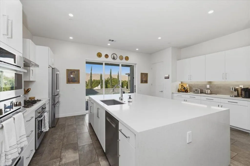 10 Iridium Way, Rancho Mirage, California 92270 home-pic-28
