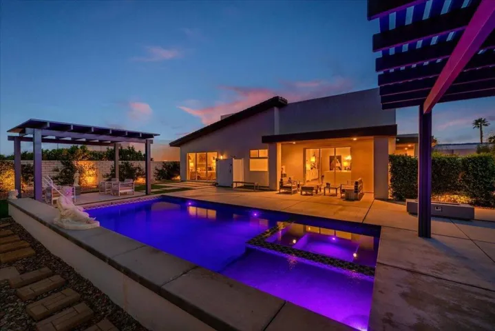 77-Backyard Twilight View