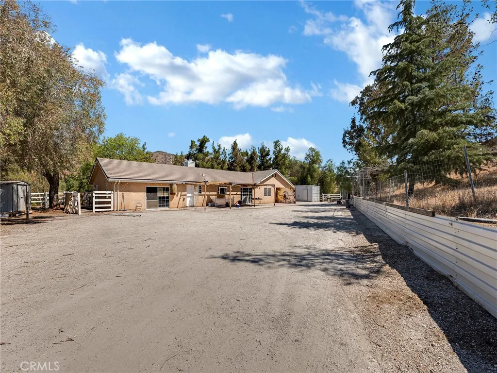 33320 Kingbird Way, Acton, California 93510 home-pic-26