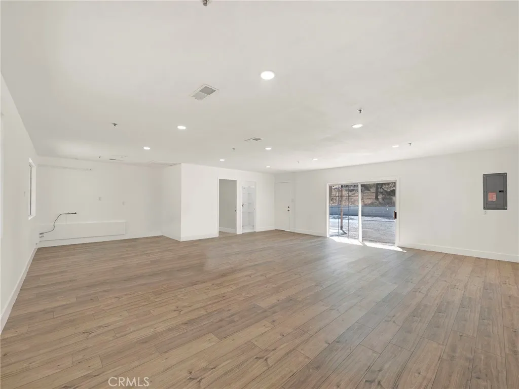33320 Kingbird Way, Acton, California 93510 home-pic-11