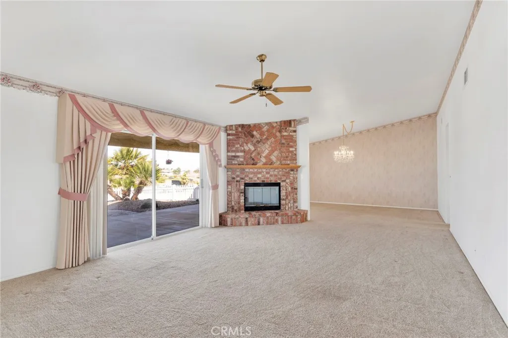 17814 Mesa Street, Hesperia, California 92345 home-pic-4
