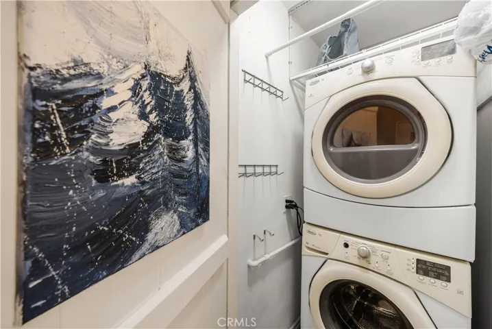 In-unit laundry