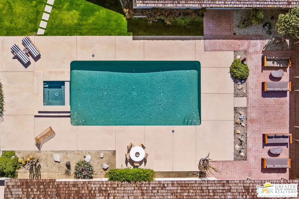 1850 Smoke Tree Lane, Palm Springs, California 92264 home-pic-13