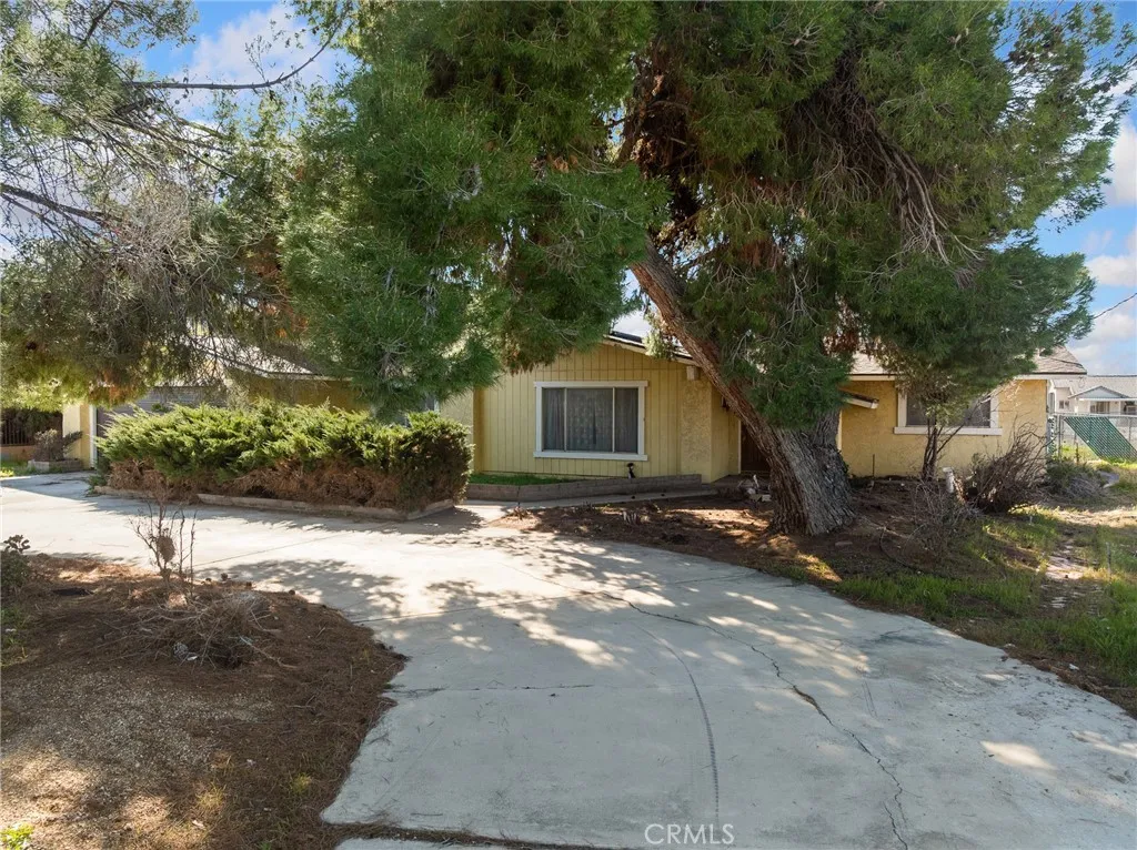17771 Manzanita, Hesperia, California 92345 home-pic-4