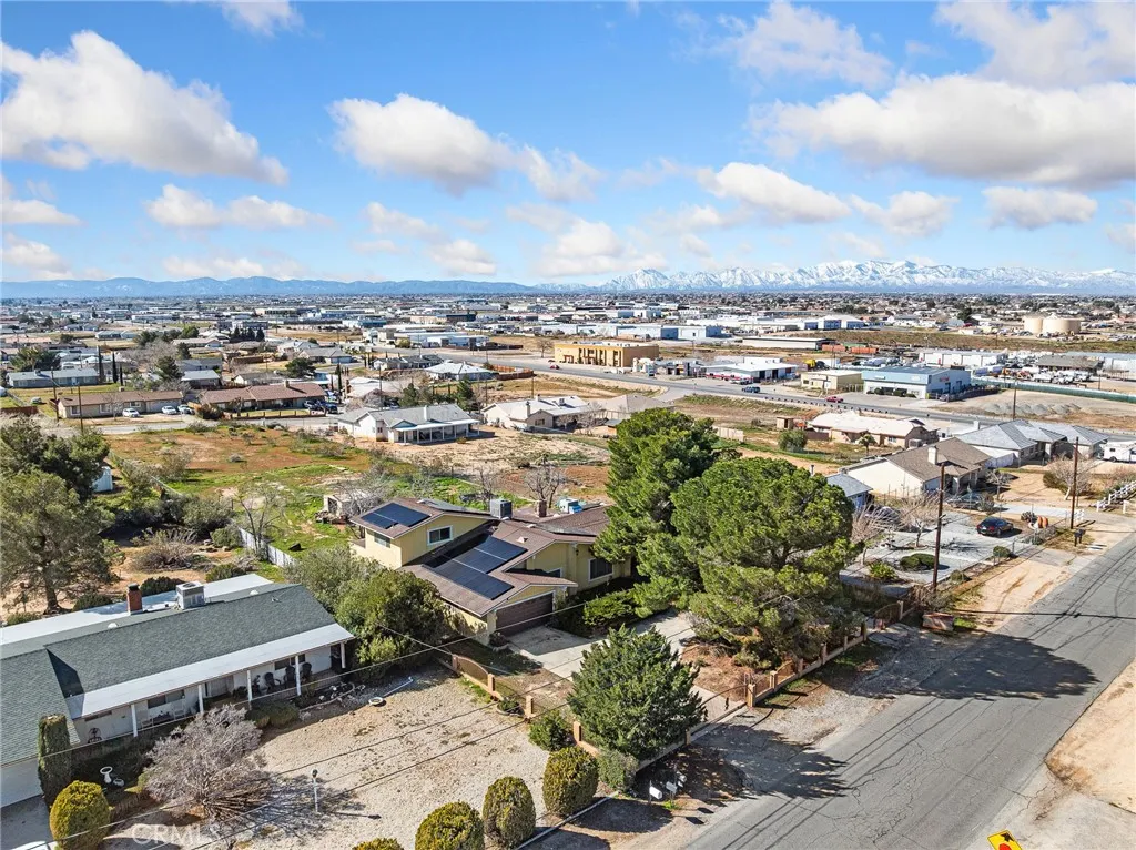 17771 Manzanita, Hesperia, California 92345 home-pic-6
