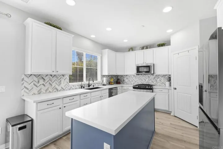 3031 Finley Place, Escondido, California 92027