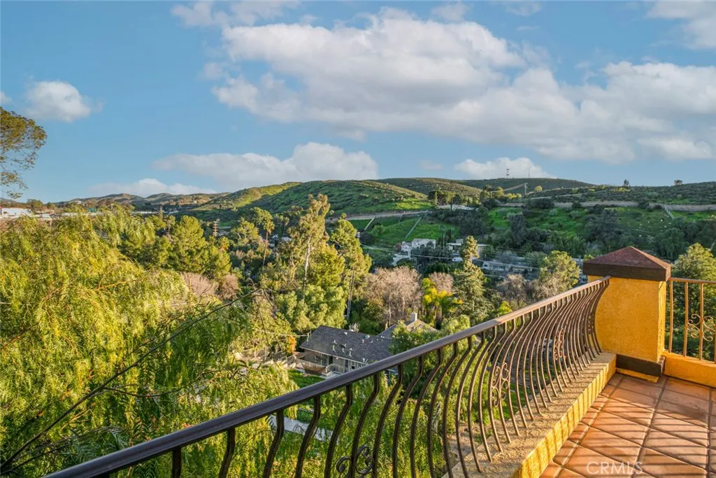 9336 Wayside Drive, Sunland, California 91040 home-pic-69