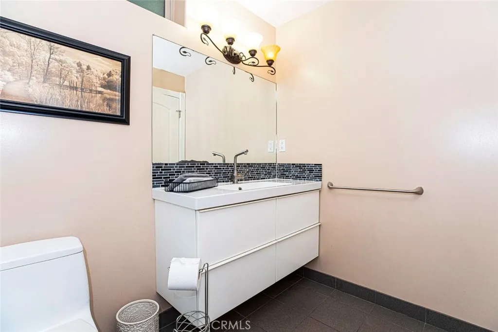 9336 Wayside Drive, Sunland, California 91040 home-pic-47