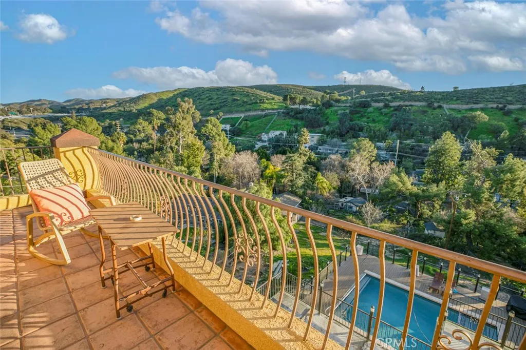 9336 Wayside Drive, Sunland, California 91040 home-pic-68