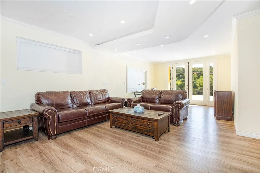 9336 Wayside Drive, Sunland, California 91040 home-pic-65