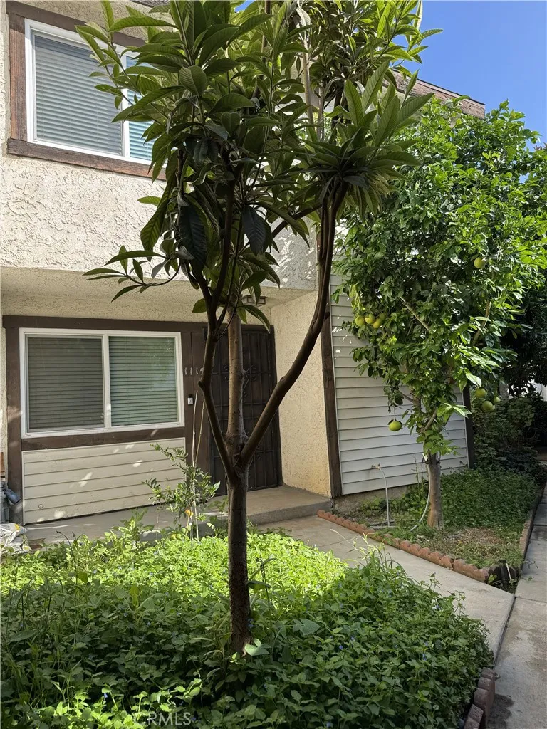 1115 E Truman, West Covina, California 91790 home-pic-11