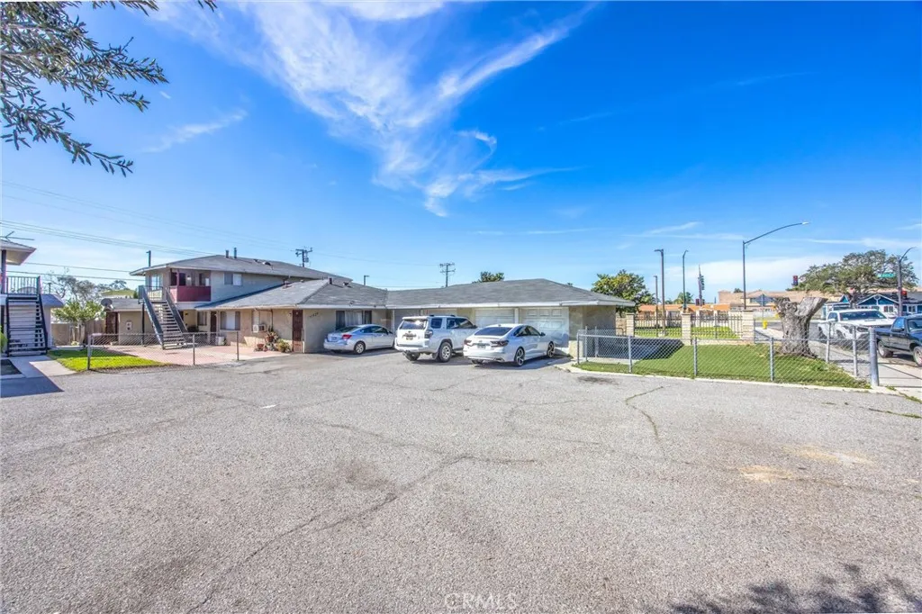 16929 Reed, Fontana, California 92336 home-pic-5