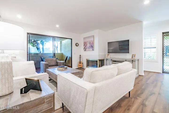 35-web-or-mls-_CK11839