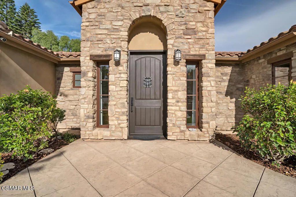 1660 San Rafael Way, Camarillo, California 93012 home-pic-11