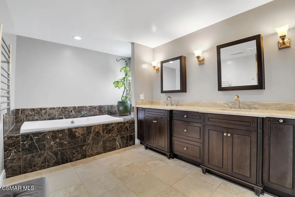 1660 San Rafael Way, Camarillo, California 93012 home-pic-33
