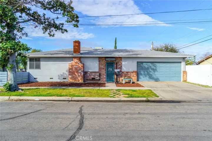 3495 E Dakota, Fresno, California 93726