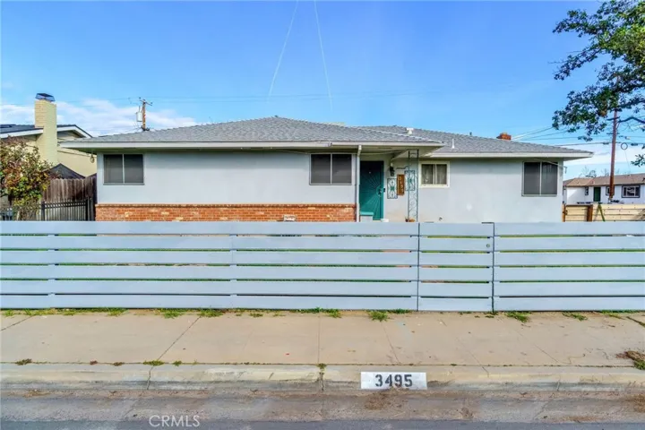3495 E Dakota, Fresno, California 93726