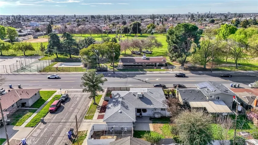 3495 E Dakota, Fresno, California 93726