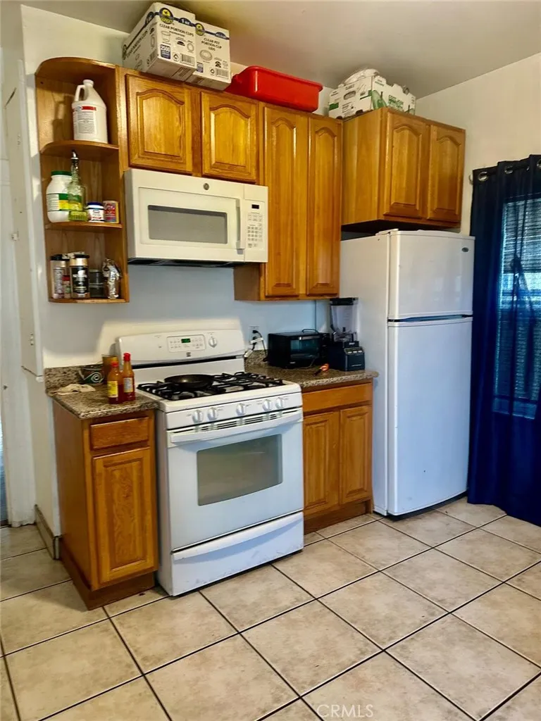 1434 40th, Oakland, California 94601 home-pic-11