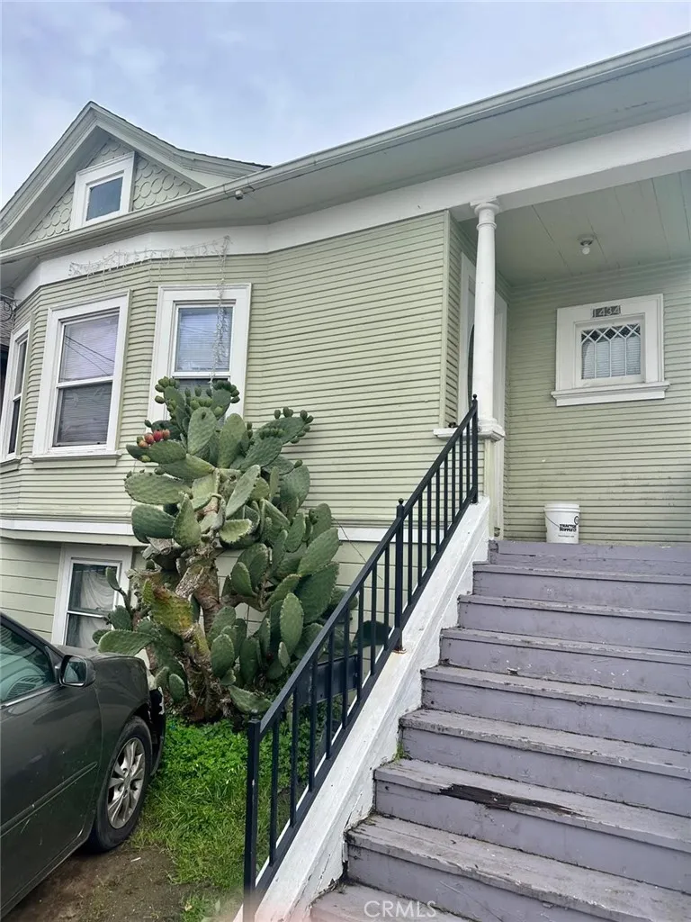 1434 40th, Oakland, California 94601 home-pic-1