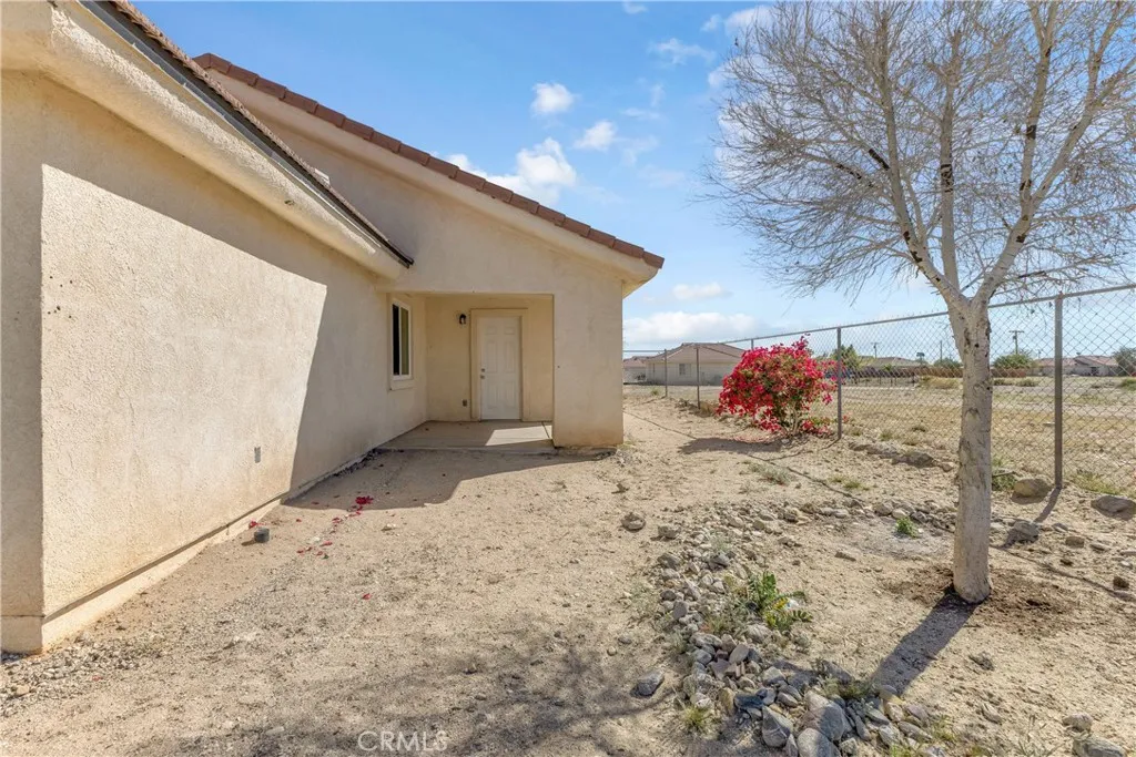 2867 Stardust Avenue, Thermal, California 92274 home-pic-28