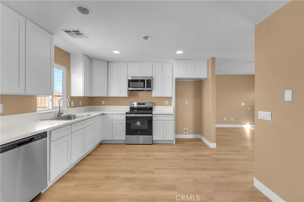 2867 Stardust Avenue, Thermal, California 92274 home-pic-10