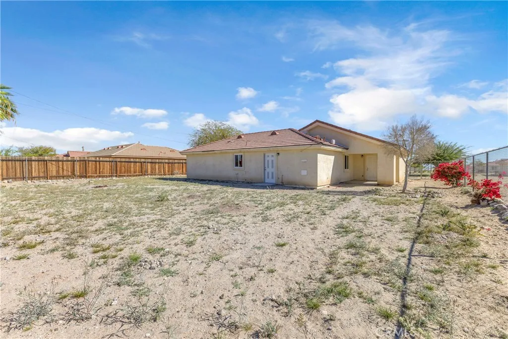 2867 Stardust Avenue, Thermal, California 92274 home-pic-29