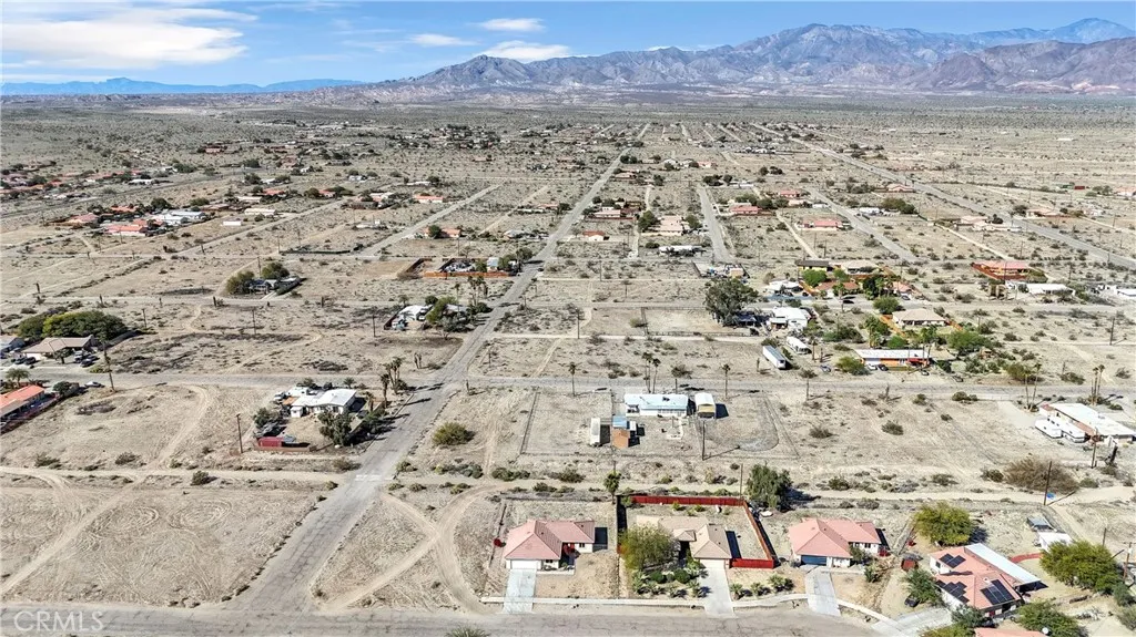 2867 Stardust Avenue, Thermal, California 92274 home-pic-35