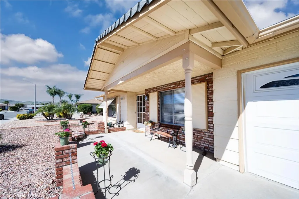 26398 Spaniel, Menifee, California 92586 home-pic-5