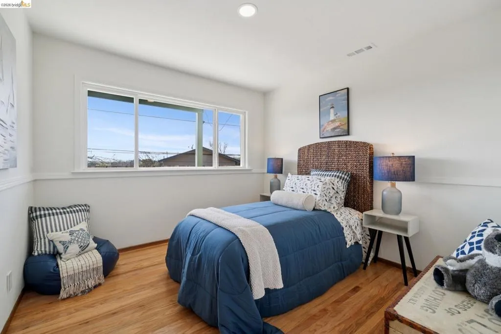 30229 30229 Treeview St, Hayward, California 94544 home-pic-22