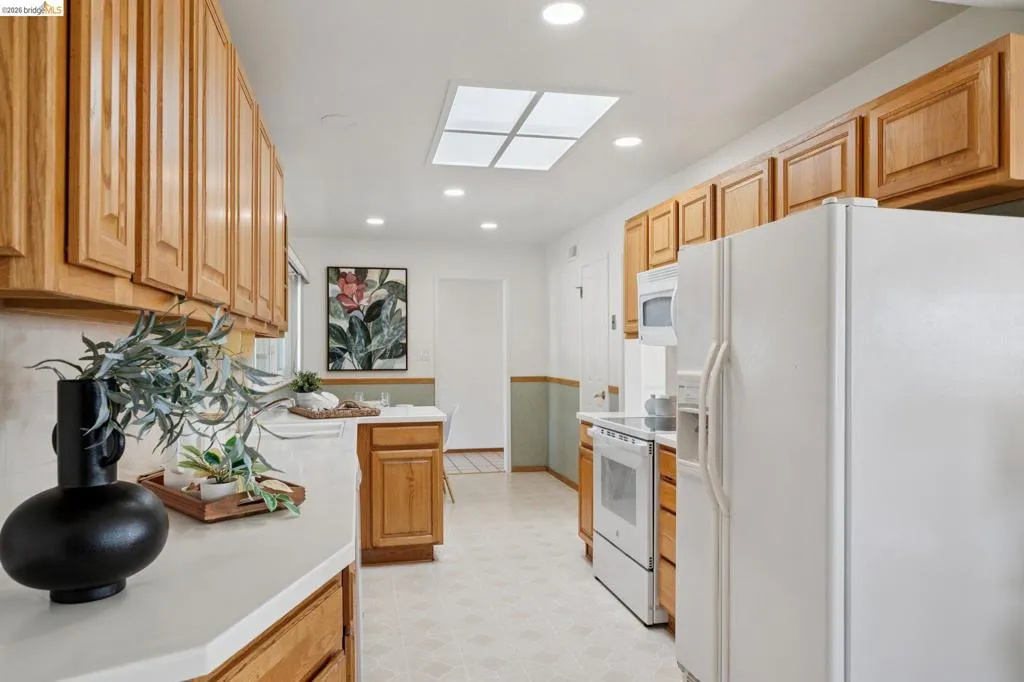 30229 30229 Treeview St, Hayward, California 94544 home-pic-13