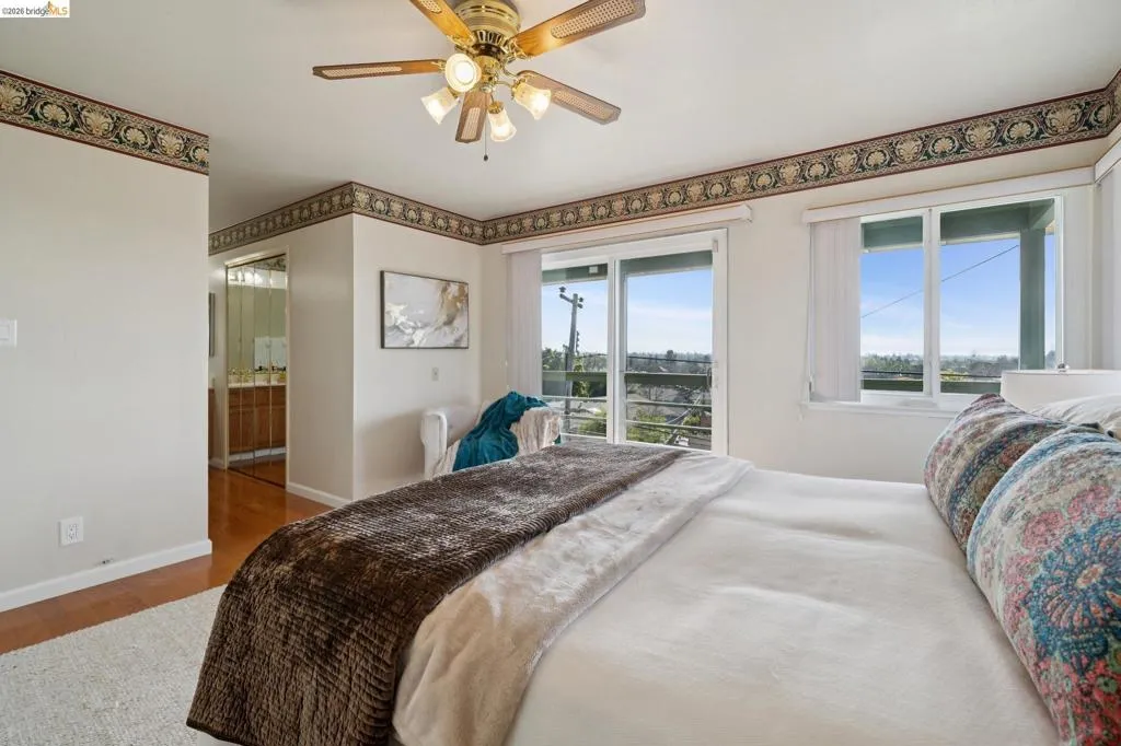 30229 30229 Treeview St, Hayward, California 94544 home-pic-26