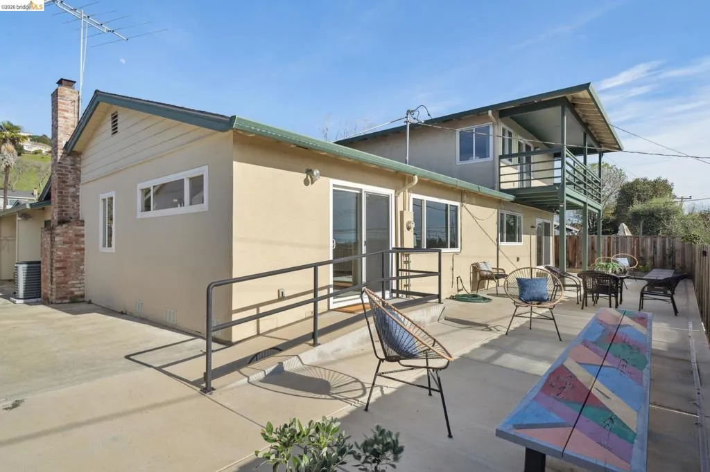 30229 30229 Treeview St, Hayward, California 94544 home-pic-39