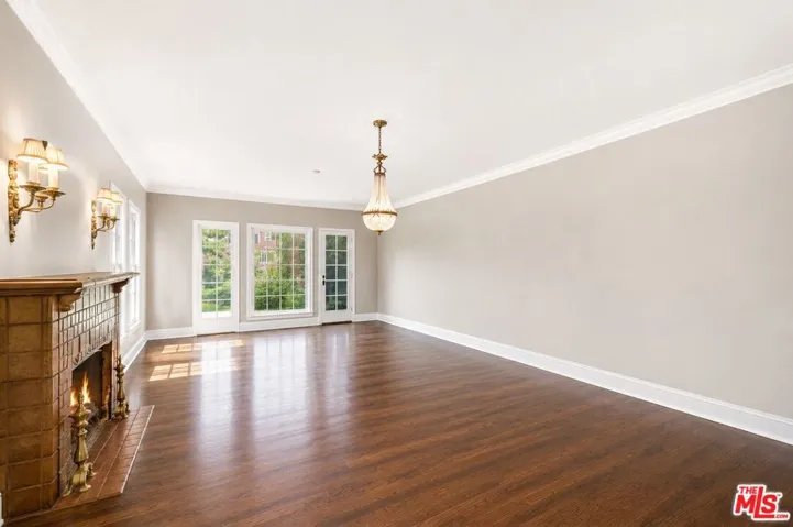 401 N Mccadden Place, Los Angeles, California 90004