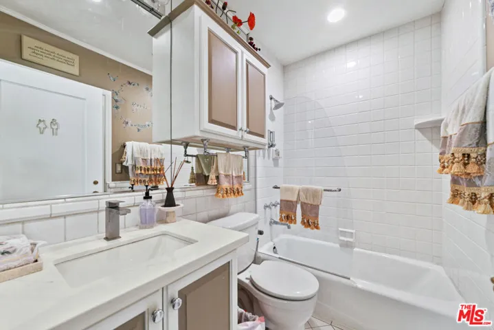 Lower Rear Bathroom