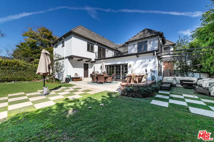 401 N Mccadden Place, Los Angeles, California 90004