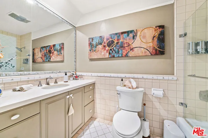 401 N Mccadden Place, Los Angeles, California 90004