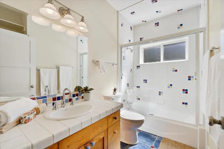 18101 Idylwild Road, Los Gatos, California 95033