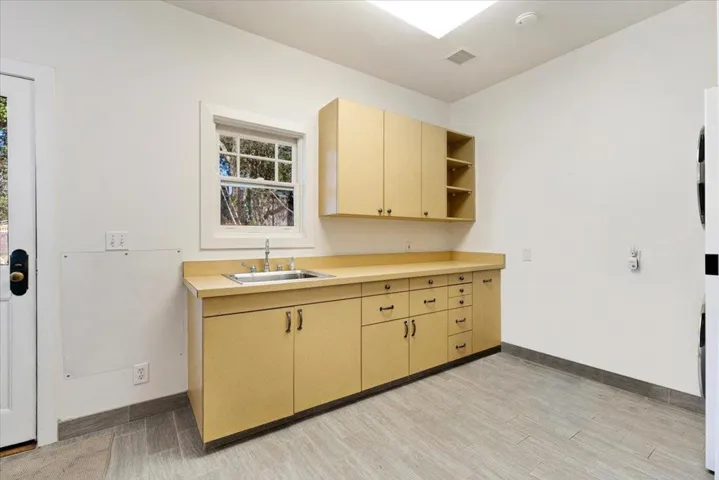 18101 Idylwild Road, Los Gatos, California 95033