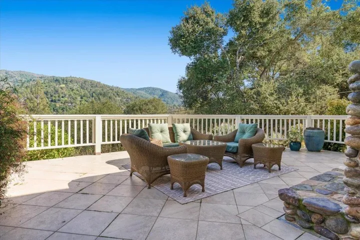 18101 Idylwild Road, Los Gatos, California 95033