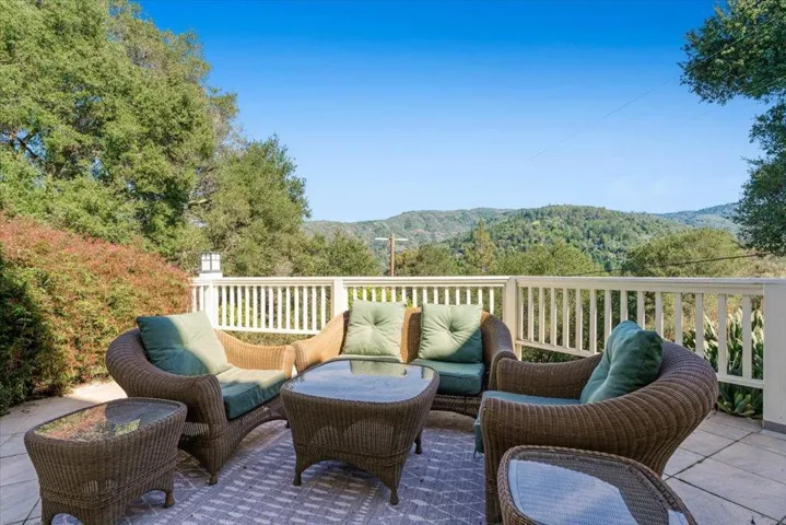 18101 Idylwild Road, Los Gatos, California 95033