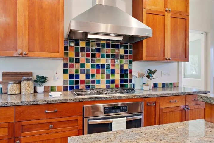 18101 Idylwild Road, Los Gatos, California 95033