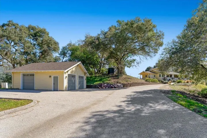 18101 Idylwild Road, Los Gatos, California 95033