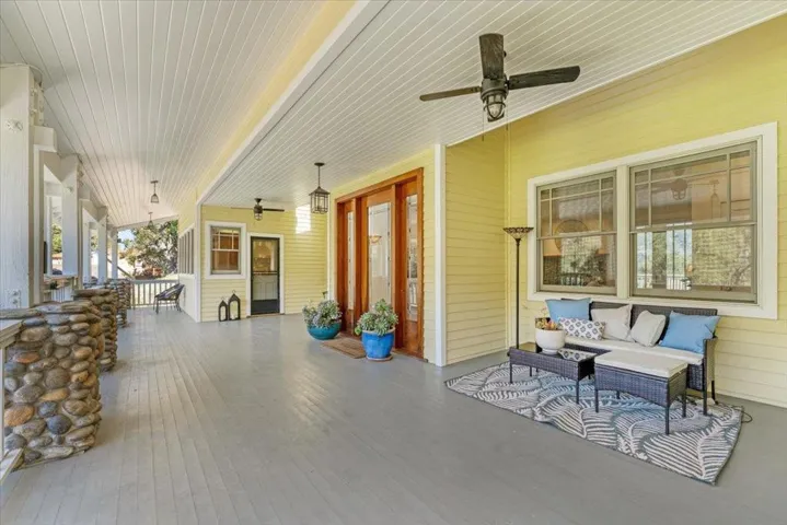 18101 Idylwild Road, Los Gatos, California 95033