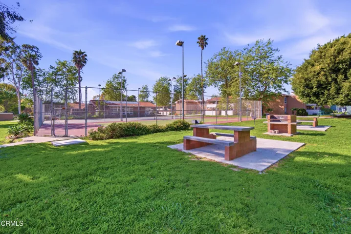 Saratoga-amenities